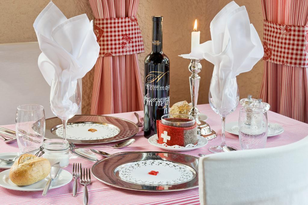 Hotel Restaurant Buerchnerhof Burchen Екстер'єр фото